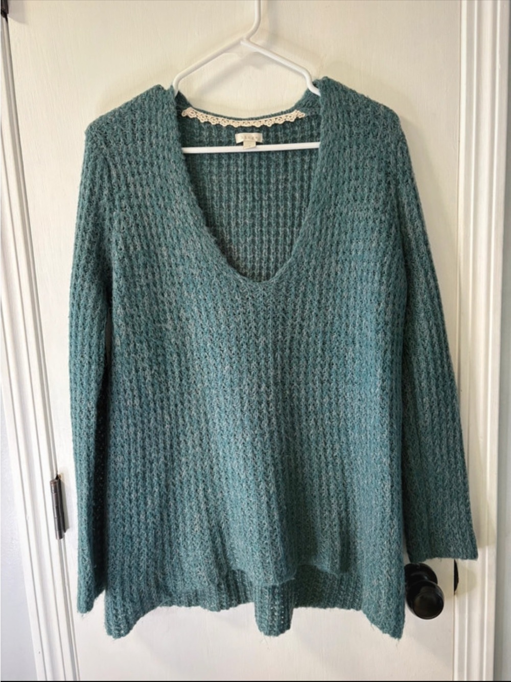 Hinge brand Teal V-Neck Sweater